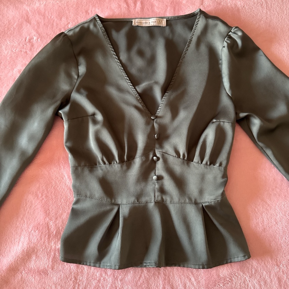 Abercrombie & Fitch Satin Green Blouse XS
